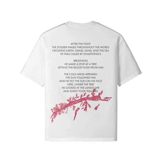 TEE-SHIRT UNDER THE TREE